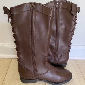 NEW GIRLS BOOTS